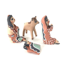 Load image into Gallery viewer, Felicia Curley Fragua 4pc Nativity Set-Indian Pueblo Store
