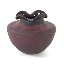 Load image into Gallery viewer, Robert &quot;Spooner&quot; Marcus &quot;Petroglyph&quot; Glass Vase-Indian Pueblo Store
