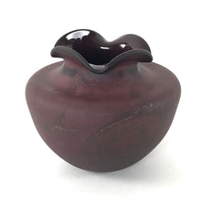 Load image into Gallery viewer, Robert &quot;Spooner&quot; Marcus &quot;Petroglyph&quot; Glass Vase-Indian Pueblo Store
