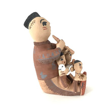 Load image into Gallery viewer, Bonnie Fragua-Johnson Male Storyteller with 4 Children-Indian Pueblo Store
