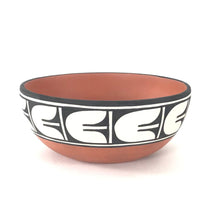 Load image into Gallery viewer, Julian Coriz Tulip Stew Bowl-Indian Pueblo Store
