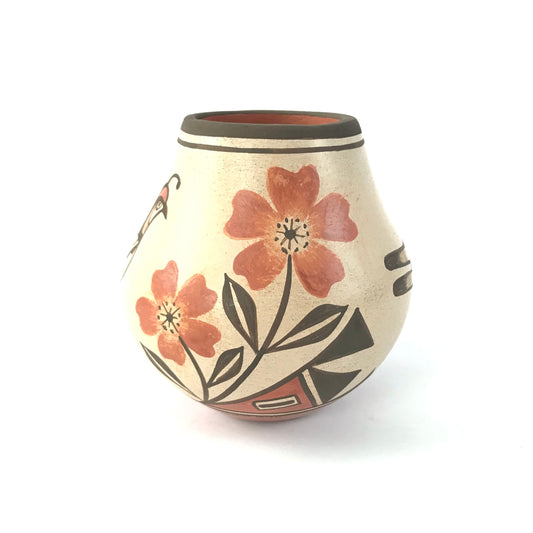 Elizabeth and Marcellus Medina Small Quail Pot