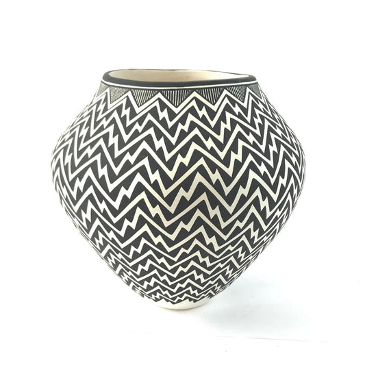 Katherine Victorino Acoma Traditional Bowl-Indian Pueblo Store