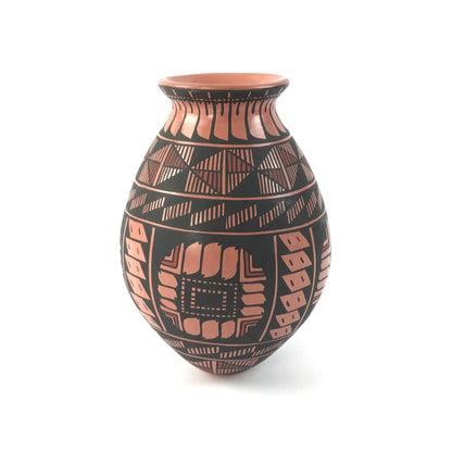 Myrna Hoez Casas Grandes Egg Shape Jar