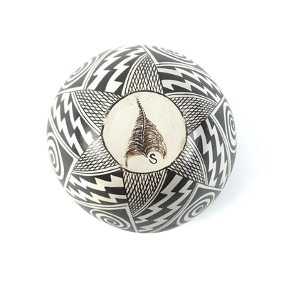Sylvia Naha Hopi Traditional Seed Pot-Indian Pueblo Store