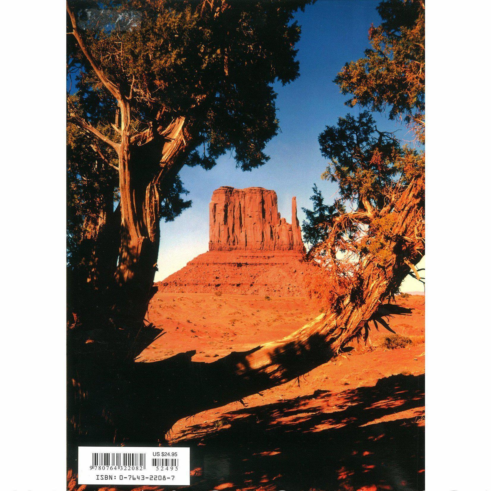 Rugs & Posts: The Story of Navajo Weaving and Indian Trading - Shumakolowa Native Arts